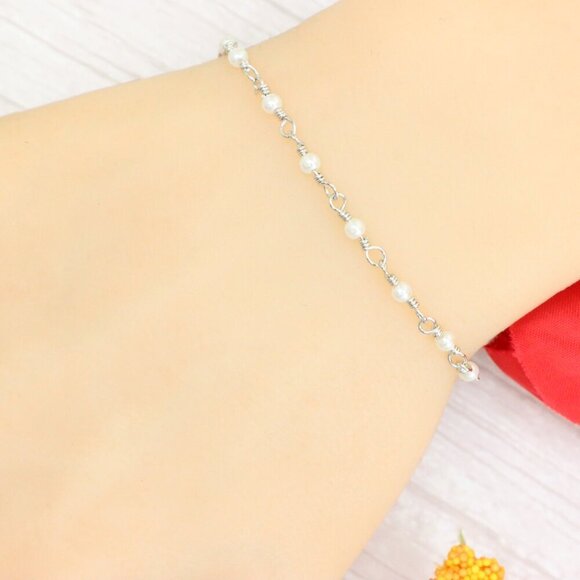 "Trendy Handmade Bracelet – A Thoughtful Gift for Girls & Women | UNVRC1413 - Picture 4 of 10